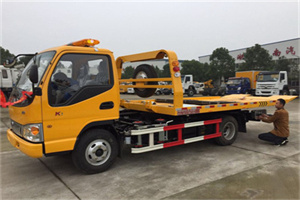 独山子哪里有拖车服务